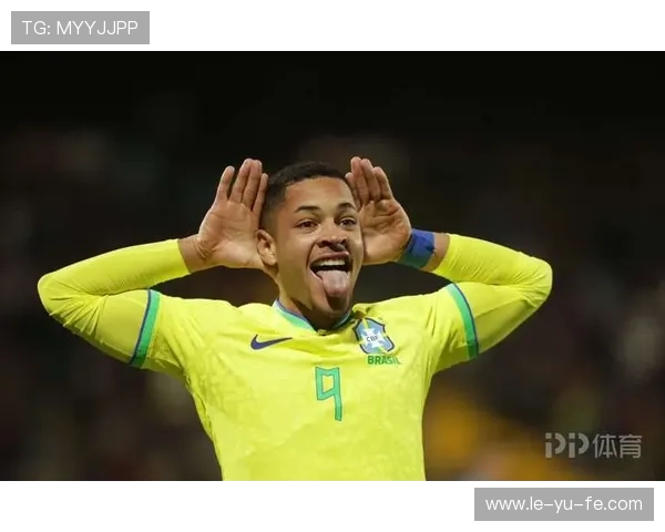 罗克转会新进展：葡萄牙体育、贝蒂斯竞逐，巴萨要价3000万欧元