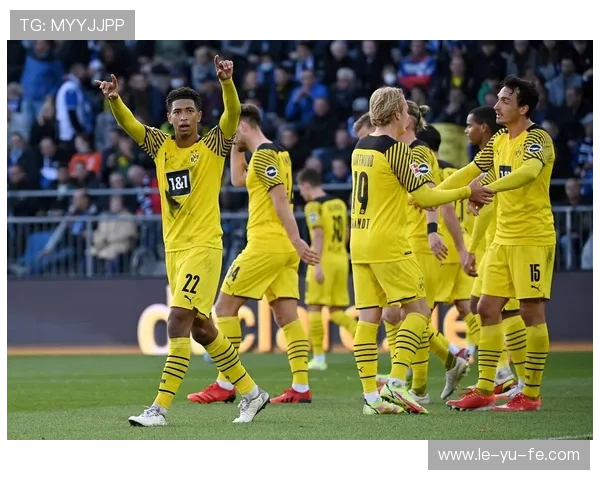 罗马足球队近百年兴衰史:从意甲三冠到欧协联突破,2025年客场强攻防难题解析