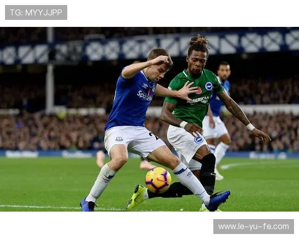 布伦特福德中场组织核心：攻守兼备，助力球队稳步前行