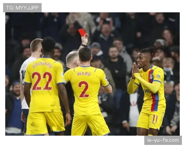 佩里西奇状态回暖闪耀热刺，为英超争冠注入新动力