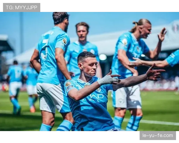 福登数据亮眼，英超赛季进球助攻双线攀升引瞩目