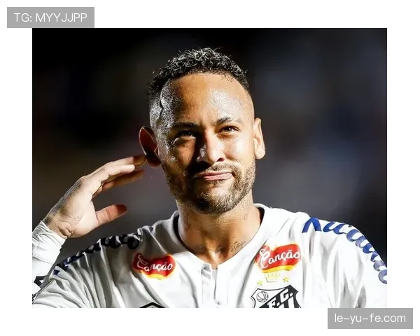 内马尔重返家乡赛场,万众期待其精彩表现 内马尔重返家乡赛场,万众期待其精彩表现