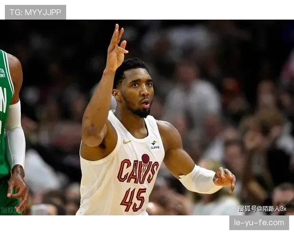 多诺万·米切尔突破提升关键时刻效率 拉开球队进攻差距